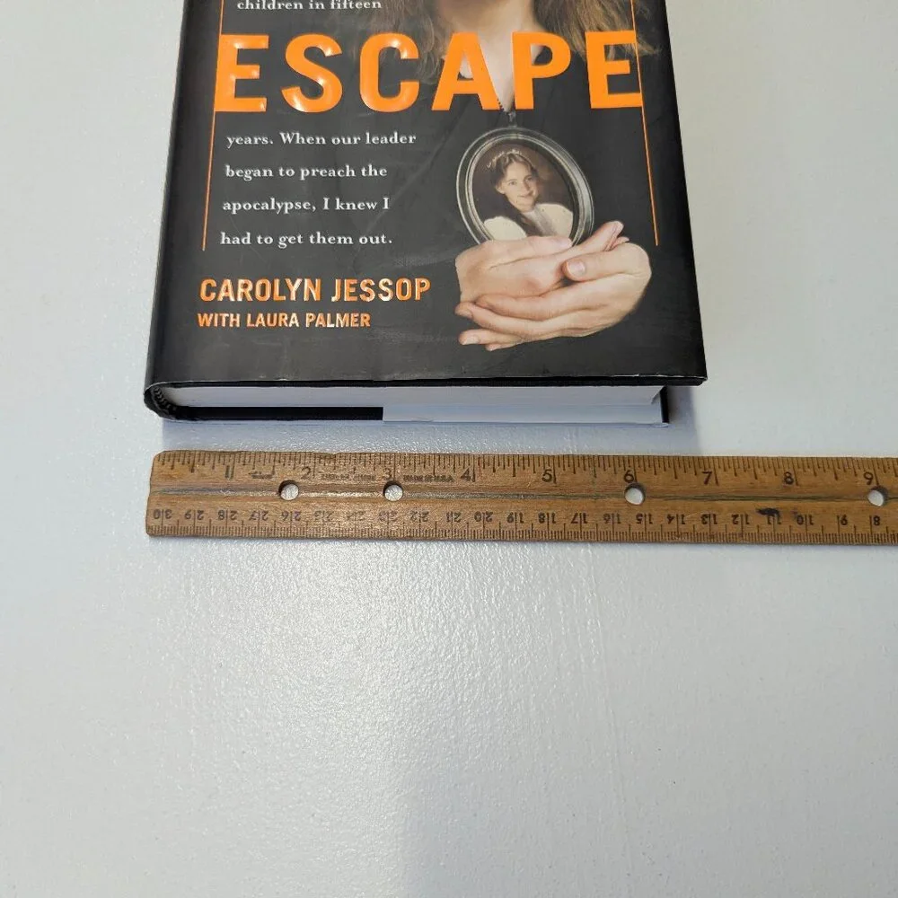 Escape by Carolyn Jessop Hardback Autobiography